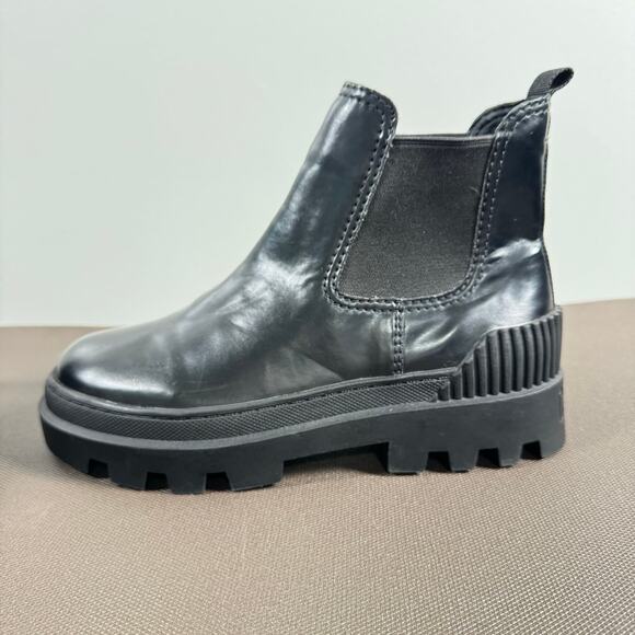 Circus Sam Edelman Pull On Boots Leather Ankle Chunky Lug Sole Outdoor Size 7 - Picture 1 of 7